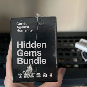 Cards Against Humanity – hidden gems bundle